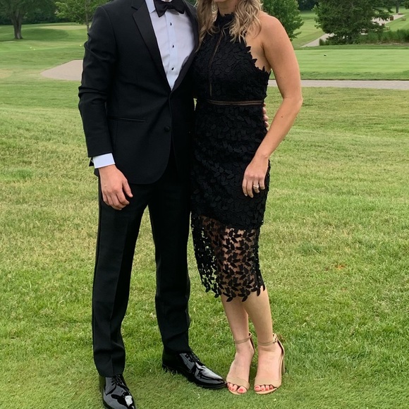 Bardot Cocktail Dress - Picture 1 of 2